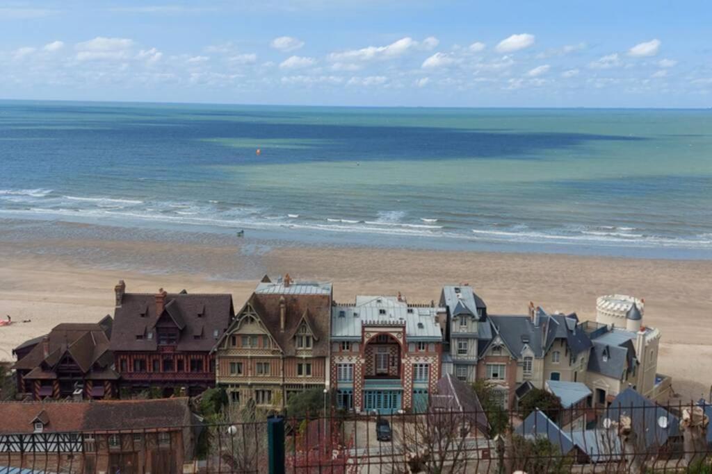 Appartement 4 Pers - Vue Mer Трувиль-сюр-Мер Экстерьер фото