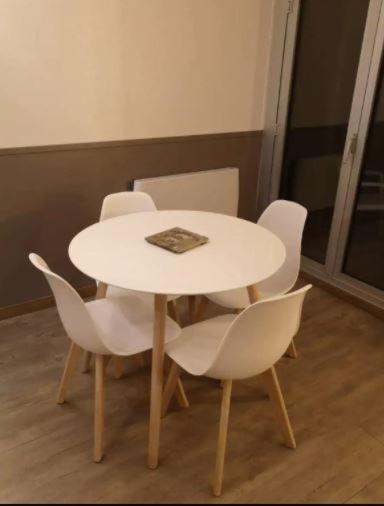 Appartement 4 Pers - Vue Mer Трувиль-сюр-Мер Экстерьер фото